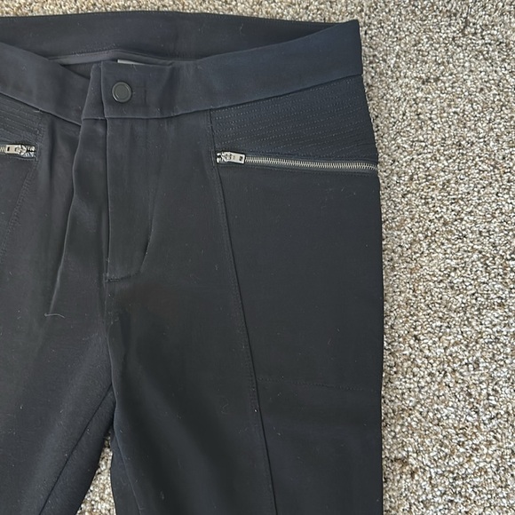 ATHLETA Stellar Knit Crop, Black, Size 6, Like New - Picture 6 of 10